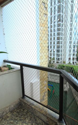 Apartamento à venda com 126m², 3 quartos e 2 vagas Apartamento à venda com 126m², 3 quartos e 2 vagasVaranda