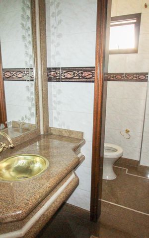 Apartamento à venda com 126m², 3 quartos e 2 vagas Apartamento à venda com 126m², 3 quartos e 2 vagasBanheiro