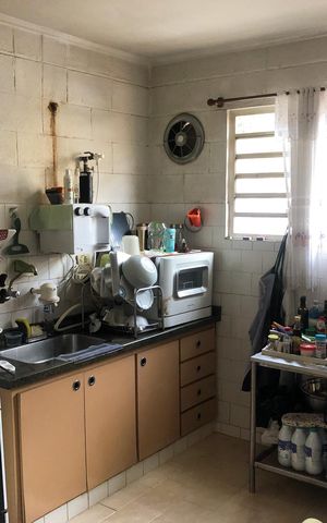 Casa à venda com 210m², 3 quartos e 8 vagas Casa à venda com 210m², 3 quartos e 8 vagasCozinha