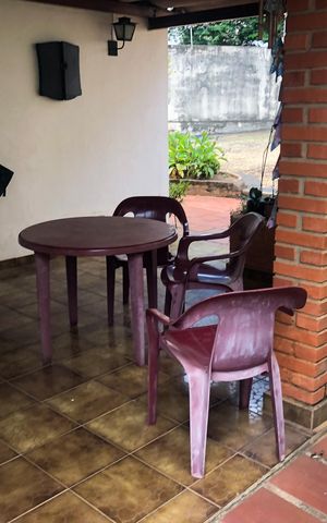 Casa à venda com 210m², 3 quartos e 8 vagas Casa à venda com 210m², 3 quartos e 8 vagasÁrea comum