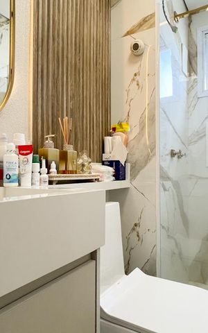 Apartamento à venda com 51m², 2 quartos e 1 vaga Apartamento à venda com 51m², 2 quartos e 1 vagaBanheiro Social