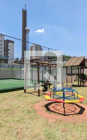 Apartamento à venda com 51m², 2 quartos e 1 vaga Apartamento à venda com 51m², 2 quartos e 1 vagaÁrea comum - Playground