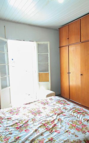 Casa à venda com 230m², 2 quartos e 5 vagas Casa à venda com 230m², 2 quartos e 5 vagasQuarto 1