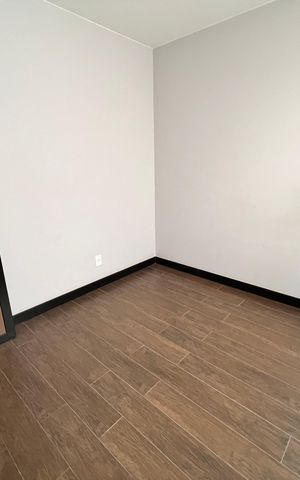 Casa de condomínio à venda com 210m², 3 quartos e 2 vagas Casa de condomínio à venda com 210m², 3 quartos e 2 vagasQuarto 02