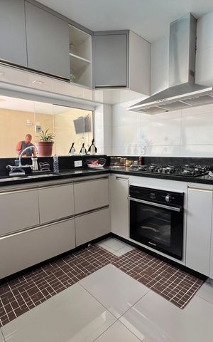 Casa de condomínio à venda com 210m², 3 quartos e 2 vagas Casa de condomínio à venda com 210m², 3 quartos e 2 vagasCozinha