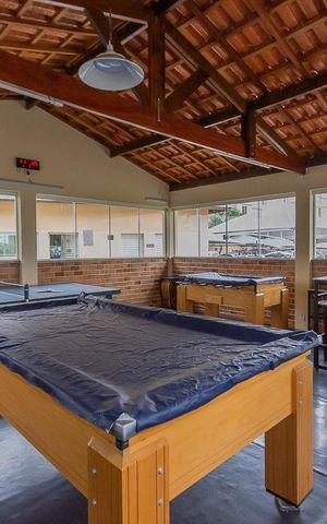 Apartamento à venda com 45m², 2 quartos e 1 vaga Apartamento à venda com 45m², 2 quartos e 1 vagaSalão de jogos