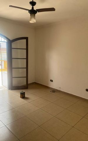 Casa à venda com 125m², 4 quartos e 2 vagas