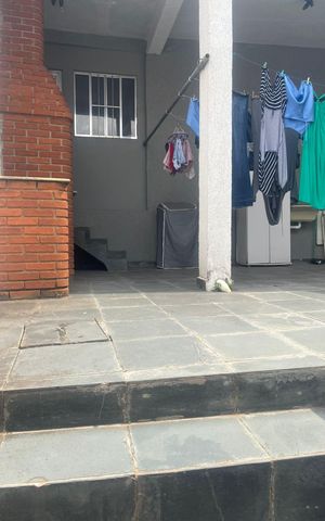 Casa à venda com 125m², 4 quartos e 2 vagas