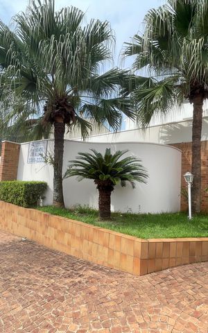 Casa à venda com 652m², 5 quartos e 5 vagasFachada