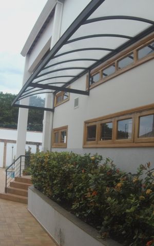 Casa à venda com 652m², 5 quartos e 5 vagasÁrea externa