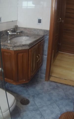 Casa à venda com 652m², 5 quartos e 5 vagasSuíte