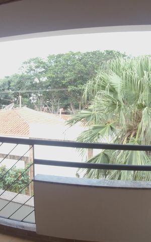 Casa à venda com 652m², 5 quartos e 5 vagasSacada
