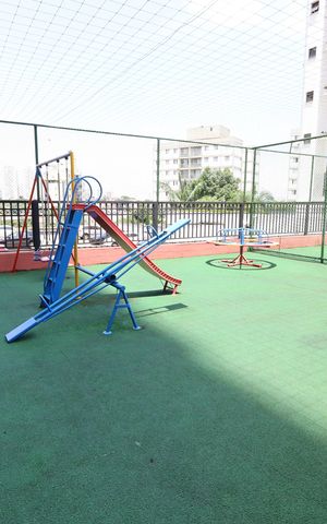 Apartamento à venda com 74m², 3 quartos e 2 vagasÁrea comum - Playground