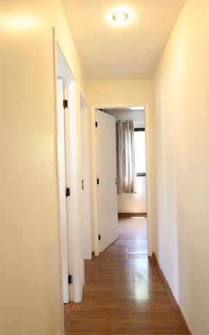 Apartamento à venda com 74m², 3 quartos e 2 vagasCorredor