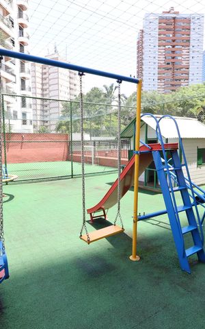 Apartamento à venda com 74m², 3 quartos e 2 vagasÁrea comum - Playground