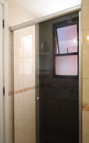 Apartamento à venda com 74m², 3 quartos e 2 vagasBanheiro da Suíte