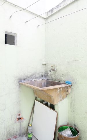 Casa à venda com 107m², 2 quartos e sem vagaQuintal