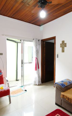 Casa à venda com 107m², 2 quartos e sem vagaSala