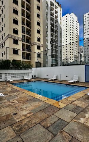 Apartamento à venda com 227m², 3 quartos e 3 vagas Apartamento à venda com 227m², 3 quartos e 3 vagasPiscina
