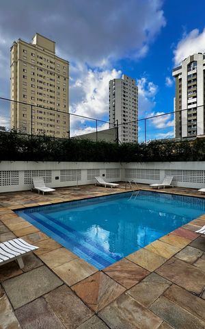 Apartamento à venda com 227m², 3 quartos e 3 vagas Apartamento à venda com 227m², 3 quartos e 3 vagasPiscina