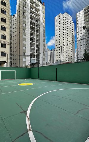 Apartamento à venda com 227m², 3 quartos e 3 vagas Apartamento à venda com 227m², 3 quartos e 3 vagasQuadra