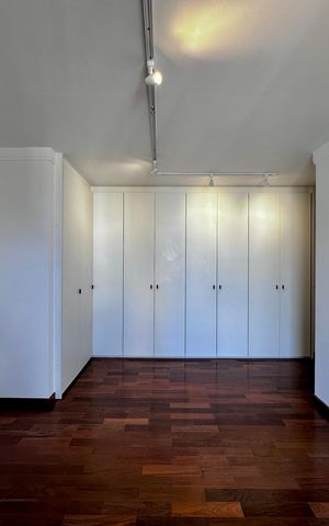 Apartamento à venda com 227m², 3 quartos e 3 vagas Apartamento à venda com 227m², 3 quartos e 3 vagasSuíte 1