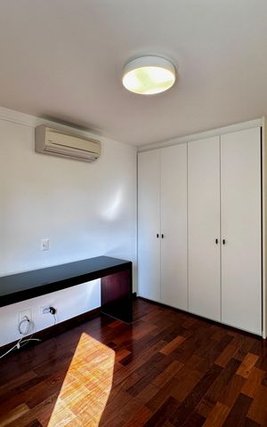 Apartamento à venda com 227m², 3 quartos e 3 vagas Apartamento à venda com 227m², 3 quartos e 3 vagasSuíte 3