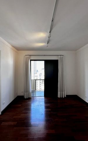 Apartamento à venda com 227m², 3 quartos e 3 vagas Apartamento à venda com 227m², 3 quartos e 3 vagasSuíte 1