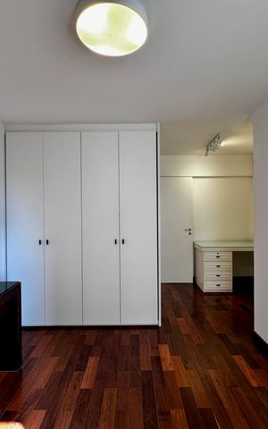 Apartamento à venda com 227m², 3 quartos e 3 vagas Apartamento à venda com 227m², 3 quartos e 3 vagasSuíte 3
