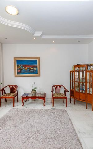 Apartamento à venda com 130m², 4 quartos e 2 vagasSala