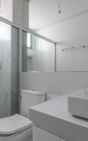 Apartamento à venda com 66m², 2 quartos e 2 vagas Apartamento à venda com 66m², 2 quartos e 2 vagasBanheiro