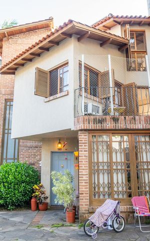 Casa de condomínio à venda com 166m², 3 quartos e 2 vagasFachada