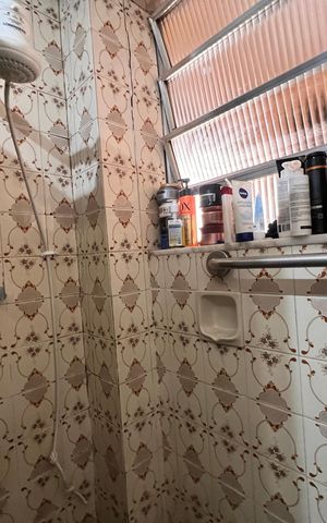 Apartamento à venda com 80m², 3 quartos e sem vaga Apartamento à venda com 80m², 3 quartos e sem vagaBanheiro Social
