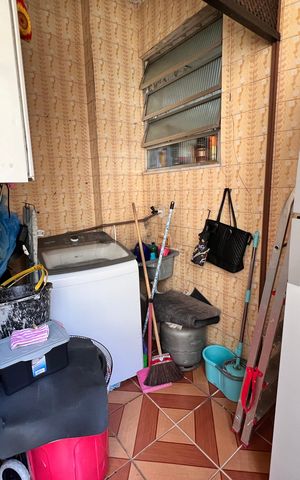 Apartamento à venda com 80m², 3 quartos e sem vaga Apartamento à venda com 80m², 3 quartos e sem vagaArea de Serviço