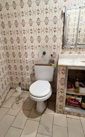 Apartamento à venda com 80m², 3 quartos e sem vaga Apartamento à venda com 80m², 3 quartos e sem vagaBanheiro Social