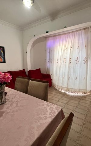 Apartamento à venda com 80m², 3 quartos e sem vaga Apartamento à venda com 80m², 3 quartos e sem vagaSala