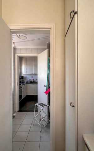 Apartamento à venda com 198m², 3 quartos e 4 vagas Apartamento à venda com 198m², 3 quartos e 4 vagasÁrea de Serviço