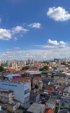 Apartamento à venda com 198m², 3 quartos e 4 vagas Apartamento à venda com 198m², 3 quartos e 4 vagasVista da Piscina