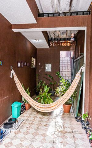 Casa à venda com 140m², 3 quartos e 4 vagas Casa à venda com 140m², 3 quartos e 4 vagasHall de entrada