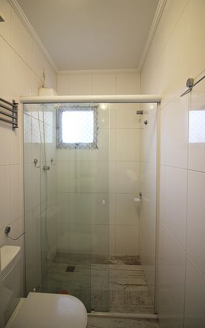 Apartamento à venda com 225m², 4 quartos e 3 vagasBanheiro Social 2