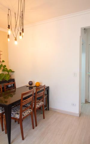 Apartamento à venda com 75m², 2 quartos e 1 vaga Apartamento à venda com 75m², 2 quartos e 1 vagaSala de Jantar