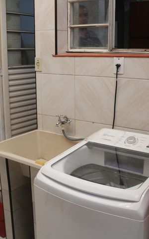 Casa à venda com 250m², 3 quartos e 4 vagasÁrea de Serviço
