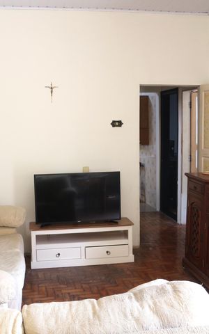 Casa à venda com 250m², 3 quartos e 4 vagasSala