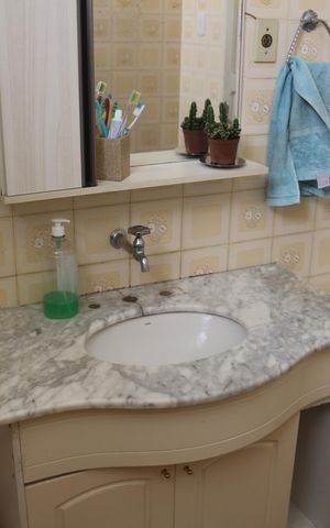 Casa à venda com 250m², 3 quartos e 4 vagasBanheiro 1