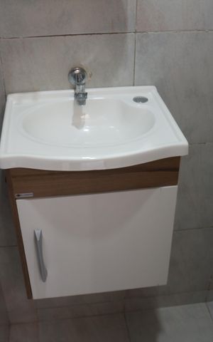 Casa à venda com 250m², 3 quartos e 4 vagasBanheiro 2