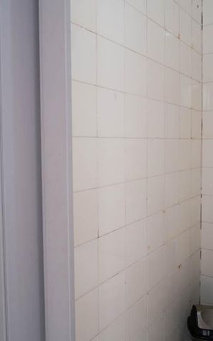 Casa à venda com 216m², 3 quartos e sem vaga Casa à venda com 216m², 3 quartos e sem vagaBanheiro