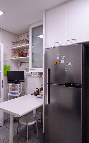 Apartamento à venda com 165m², 4 quartos e 3 vagas Apartamento à venda com 165m², 4 quartos e 3 vagasCozinha