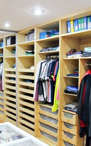 Casa à venda com 278m², 4 quartos e 6 vagasCloset da suíte 1