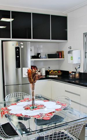 Casa à venda com 278m², 4 quartos e 6 vagasCozinha