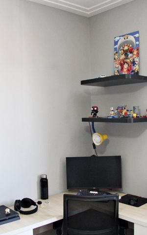 Casa à venda com 278m², 4 quartos e 6 vagasSuíte 2